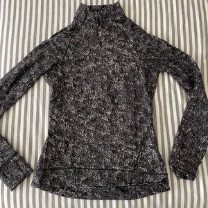 Lululemon Pullover size 6